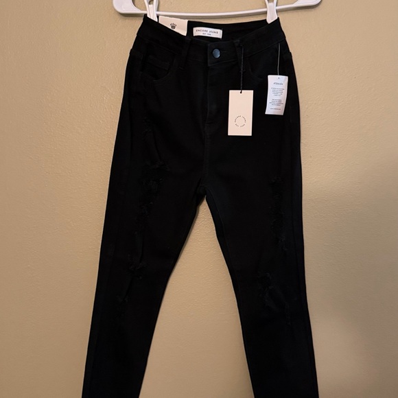 Forever 21 Denim - Forever 21 Black Skinny Jeans